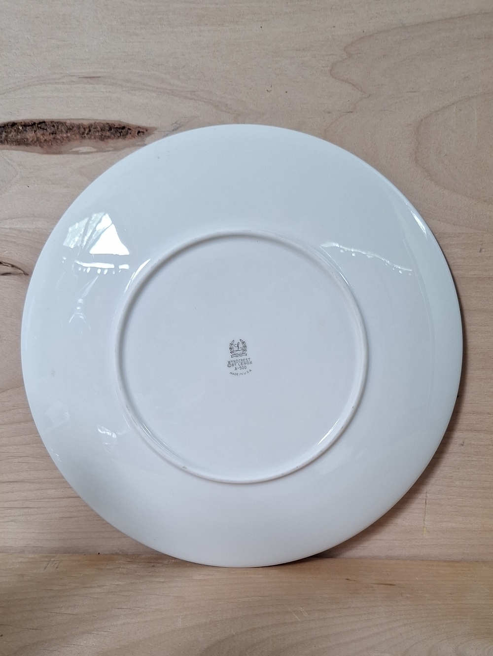 Lenox Wyndcrest fine china dinner plate featuring a floral pattern blue flo - Picture 4 of 6
